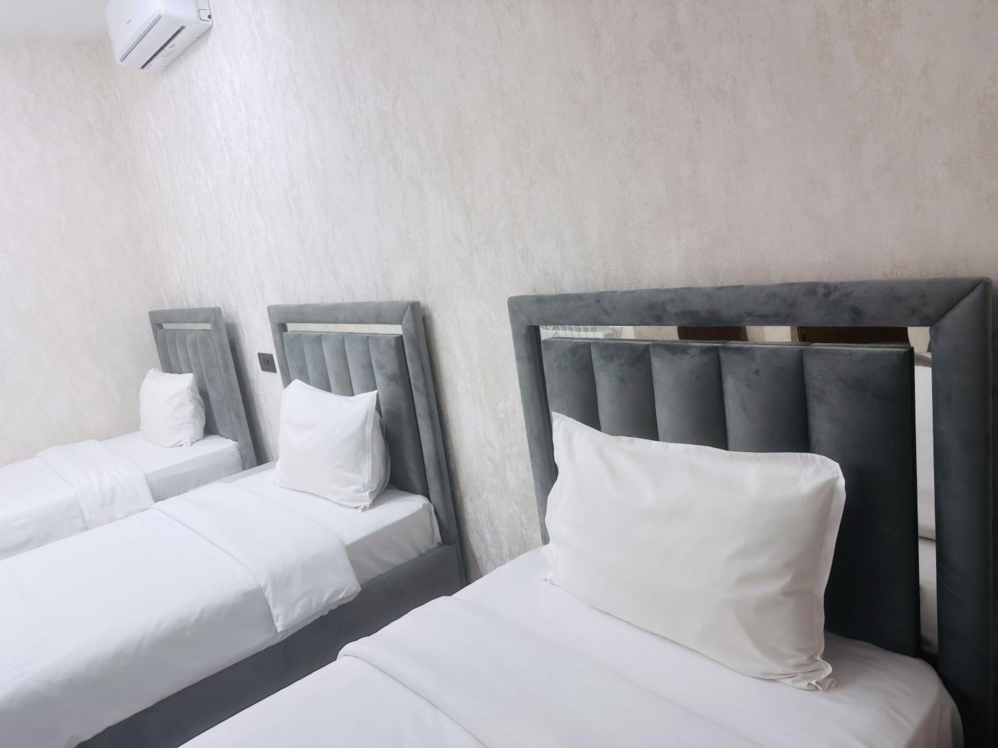 Royal Renaysance Hotel Erevan Cameră foto